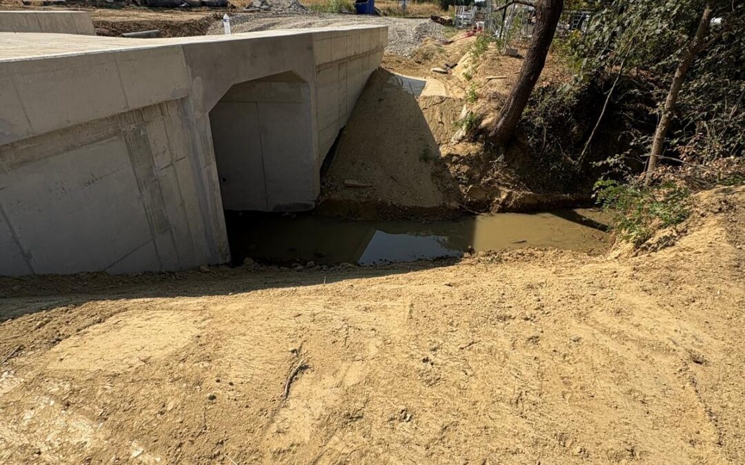 Démolition d’un ouvrage, terrassement, réalisation d’un remblaie technique avant béton de propreté et remblaiement de l’ouvrage avant enrobé